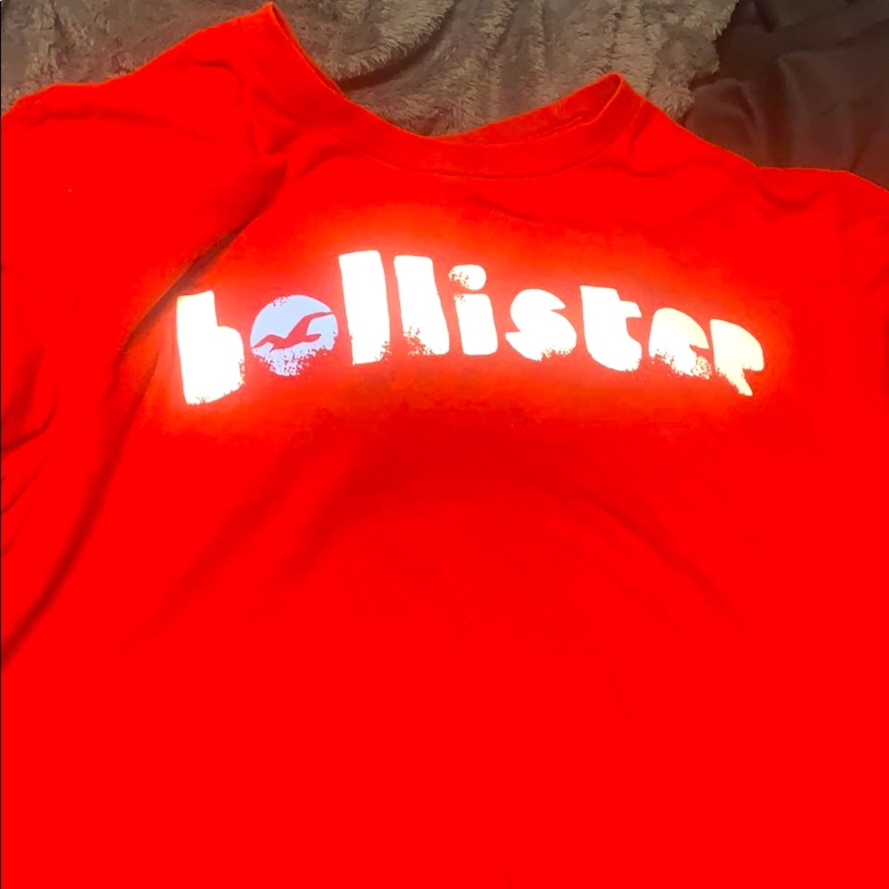 Hollister shirt!!!! Size XL!